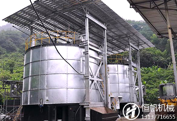 雞糞怎么處理成有機(jī)肥呢?(圖1) 雞糞怎么處理成有機(jī)肥呢?(圖1)