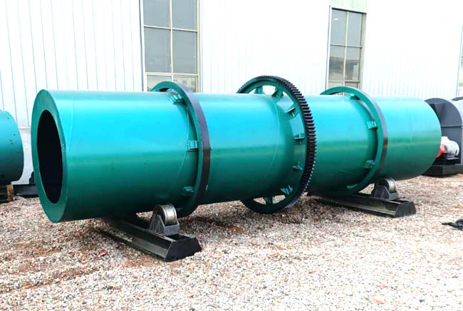 有機(jī)肥料生產(chǎn)設(shè)備都有那些?(圖8) 有機(jī)肥包膜機(jī)