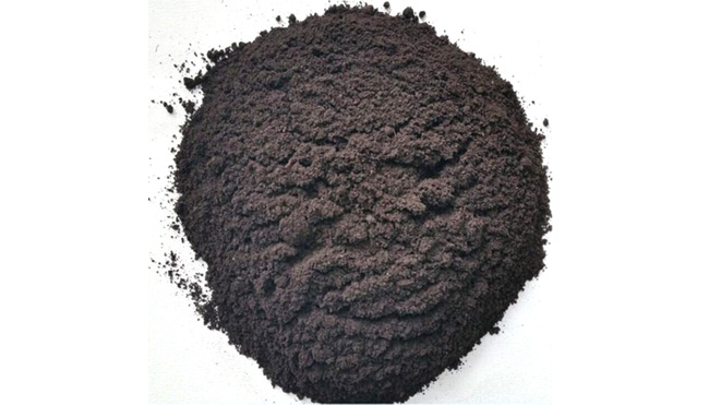 在什么樣的情況下生物有機肥需要進行造粒工序?(圖1) 豬糞生物有機肥粉狀物